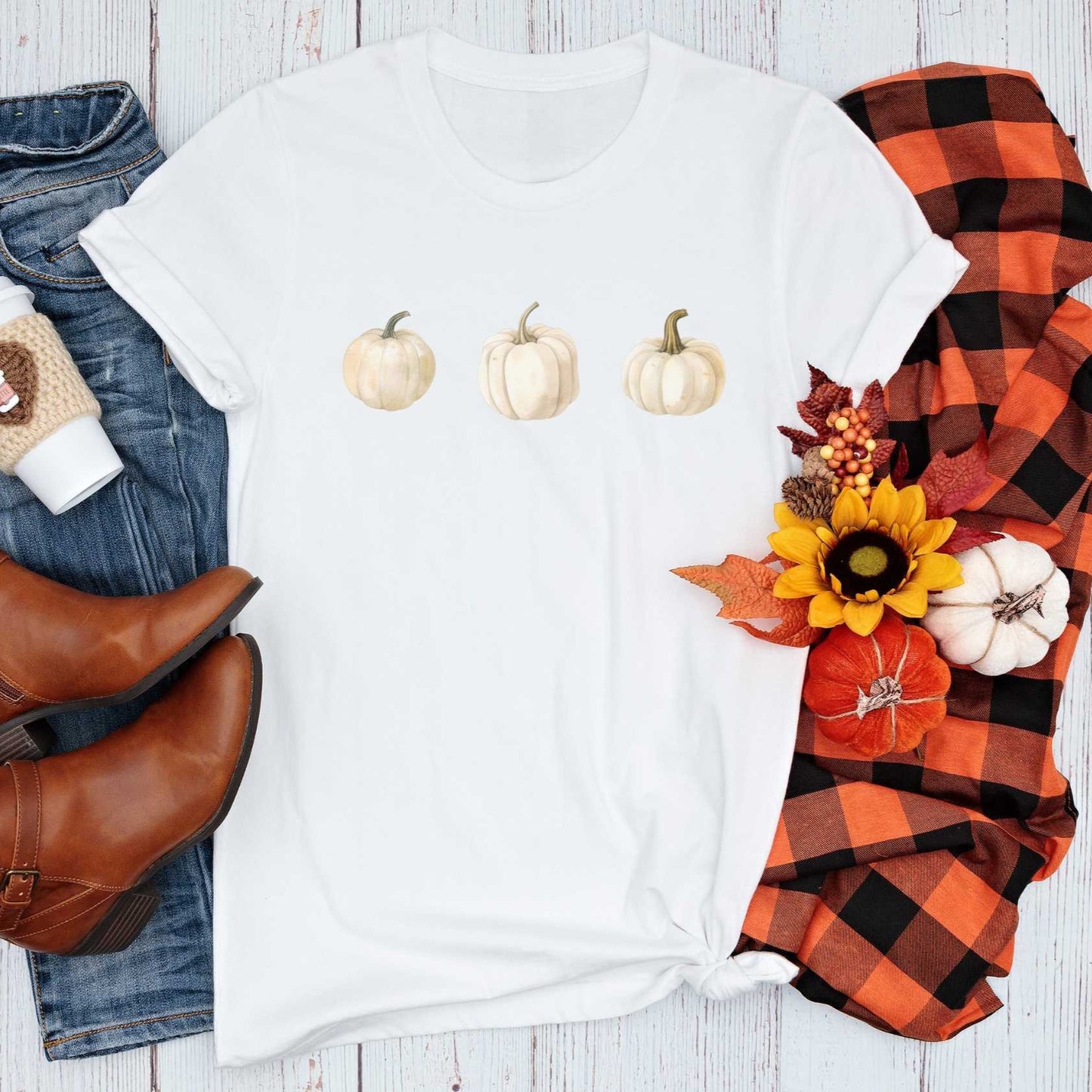 Short-Sleeve White Pumpkin Graphic T-Shirt