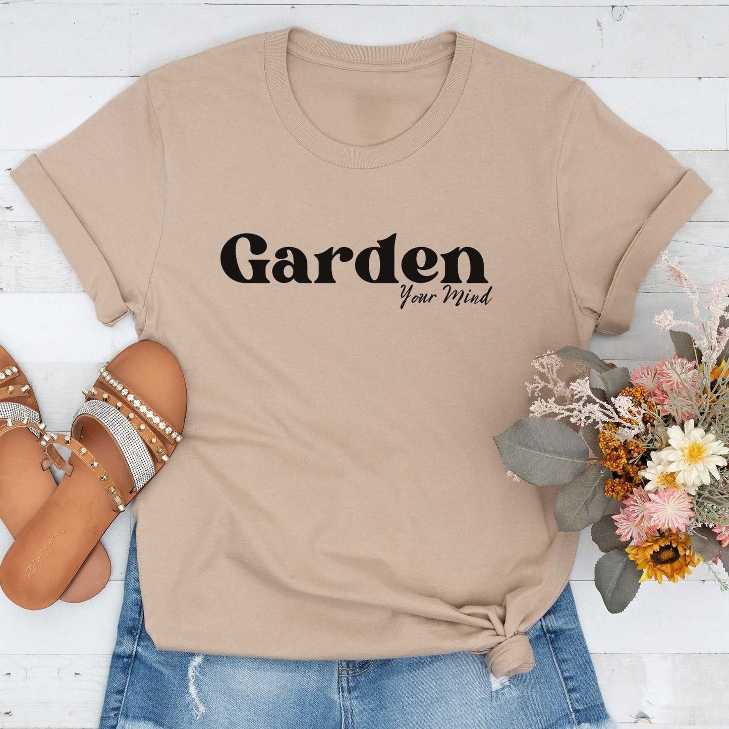 Short-Sleeve "Garden your Mind" Shirt