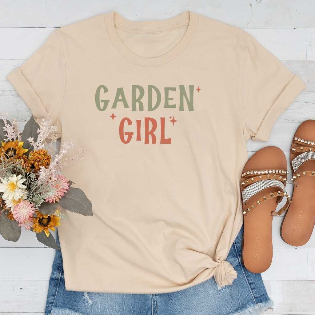 Short-Sleeve Garden Girl Shirt