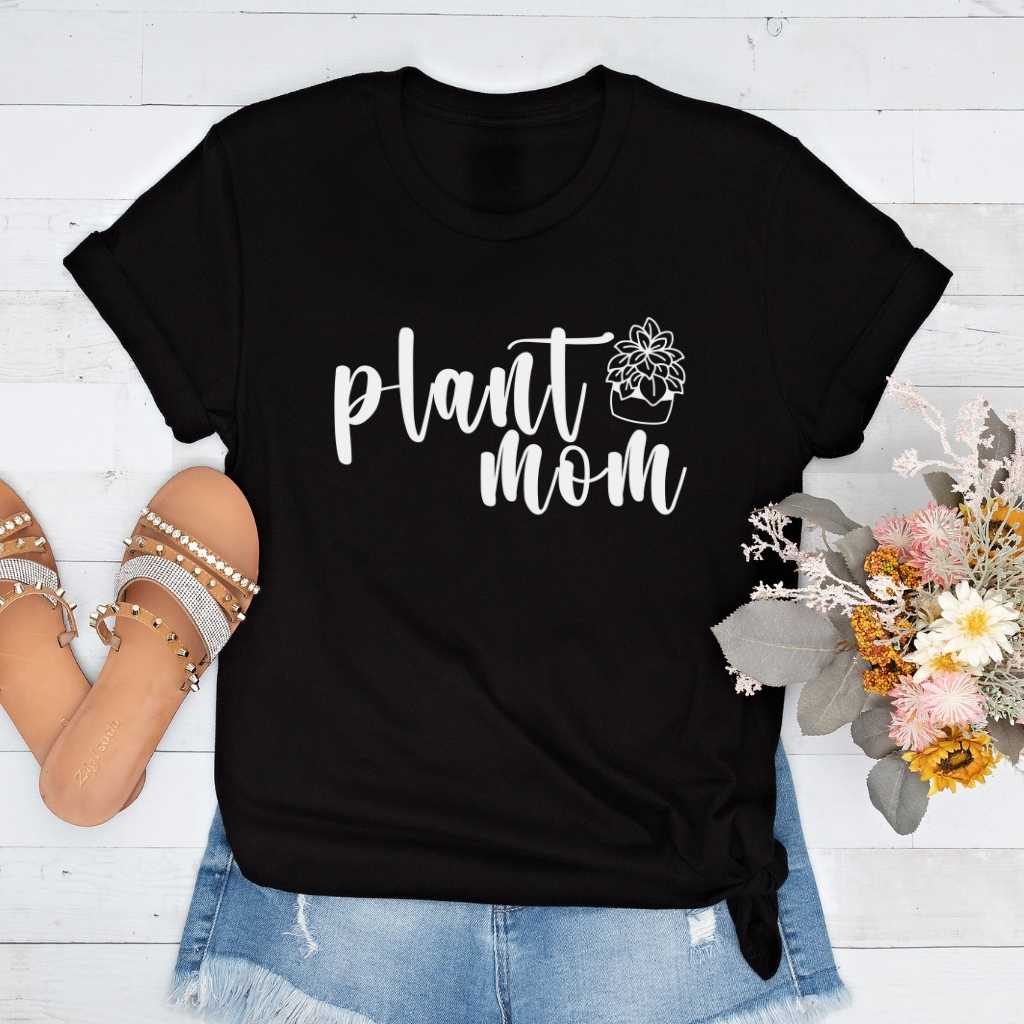 Short-Sleeve Plant Mom Shirt